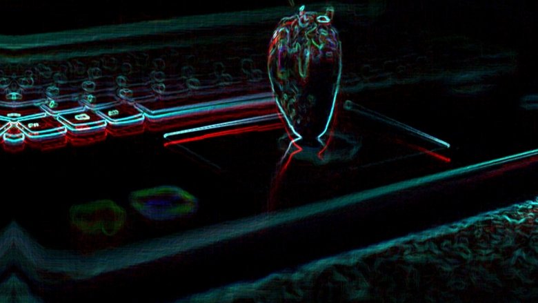 кадр из фильма A Indômita Revolta dos Morangos Assassinos