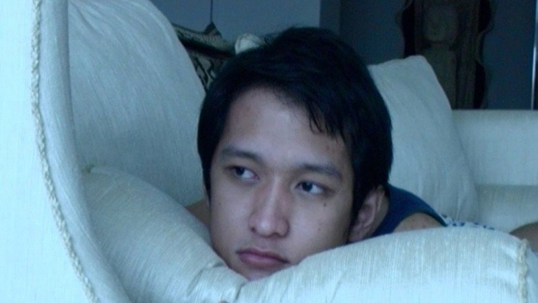 кадр из фильма รักที่ปลายรุ้ง