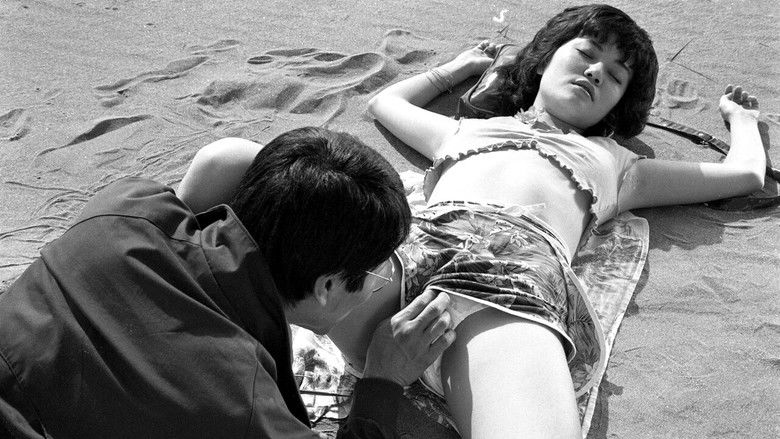 кадр из фильма 痴漢電車　いたずらな指