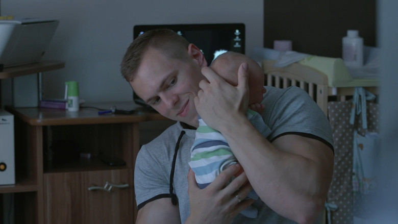 кадр из фильма Newborn