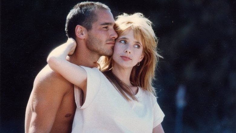 кадр из фильма Голубая бездна