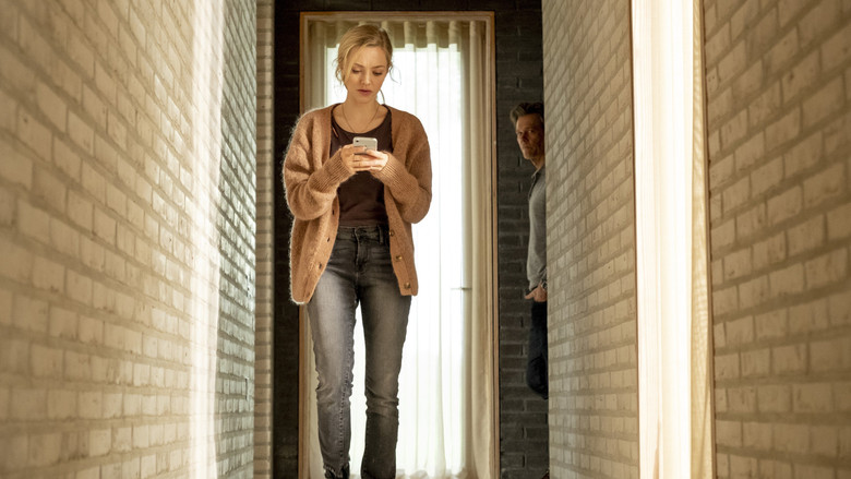 кадр из фильма Тебе стоило уйти