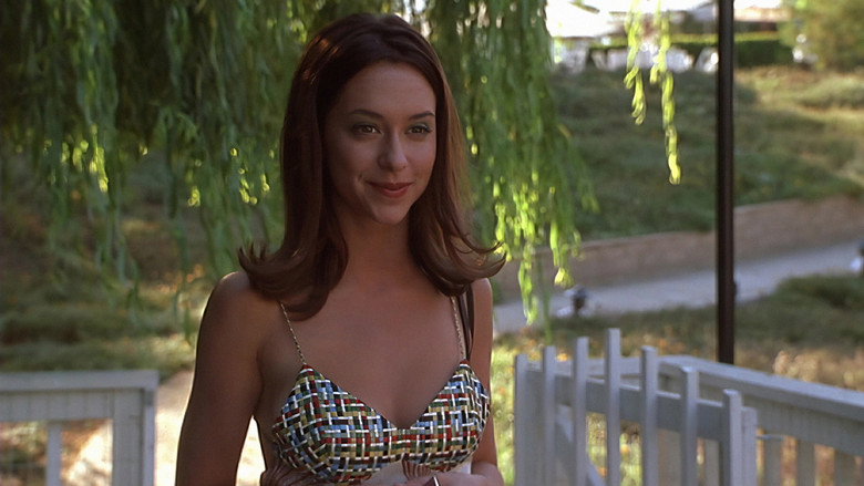 кадр из фильма The Suburbans