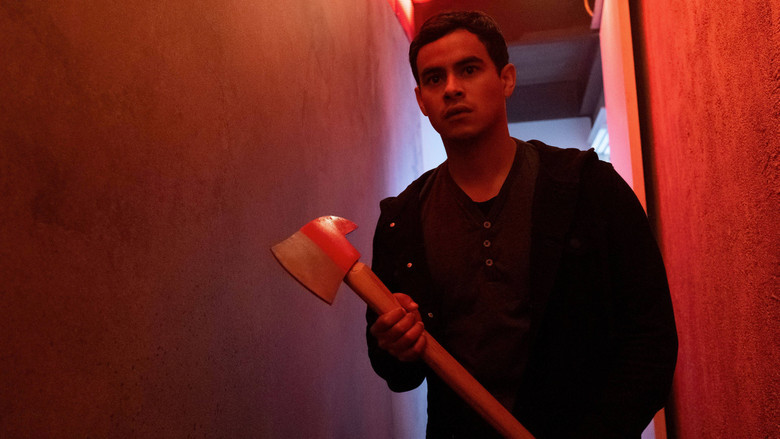 кадр из фильма Навстречу тьме: Дух школы