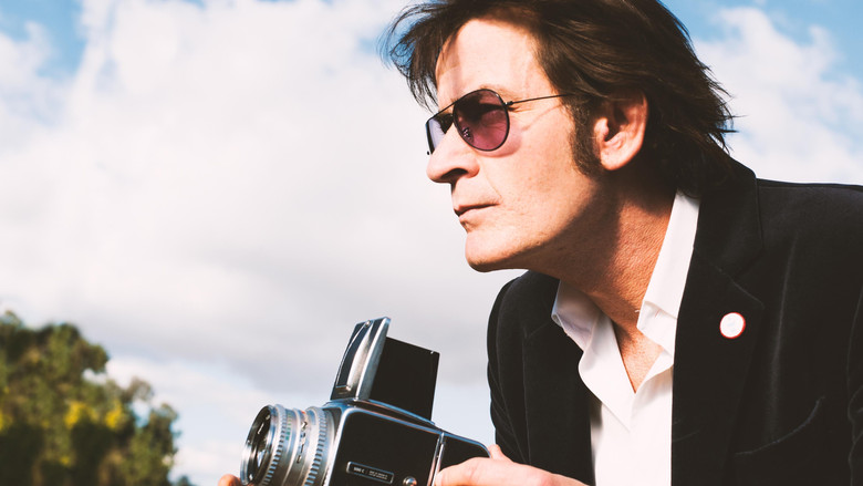 кадр из фильма Умопомрачительные фантазии Чарли Свона-третьего