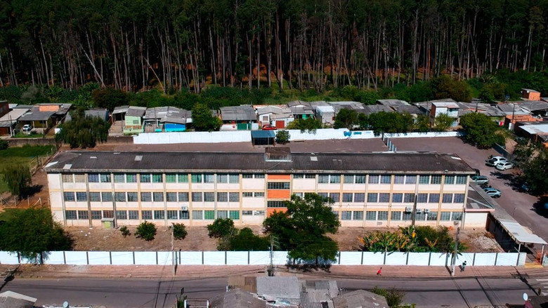 кадр из фильма AGLAE KEHL - POR ONDE A ÁGUA PASSOU