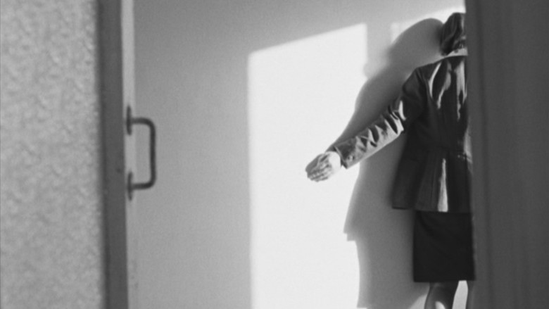 кадр из фильма Короткие встречи