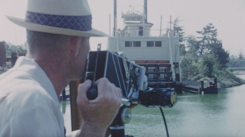 кадр из фильма Disneyland Handcrafted