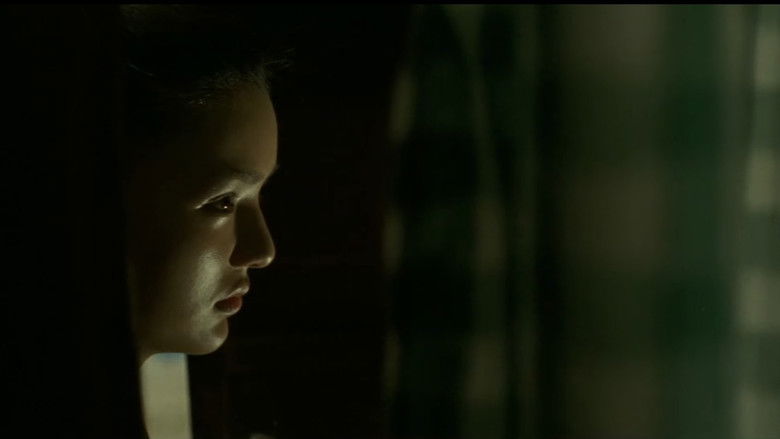 кадр из фильма 愛獣　襲る!