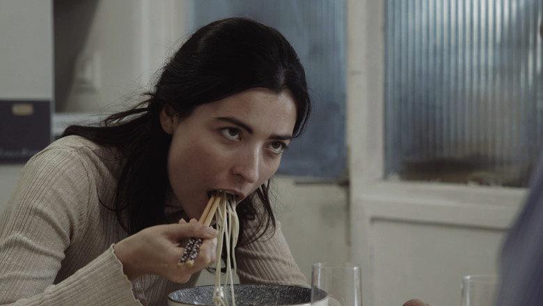 кадр из фильма Una habitación vacía