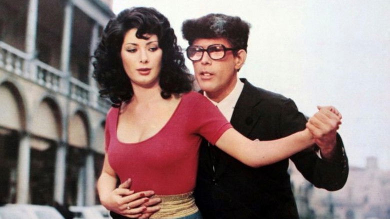 кадр из фильма Сорок градусов под простыней