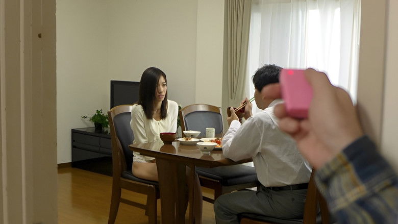 кадр из фильма 義母奴隷