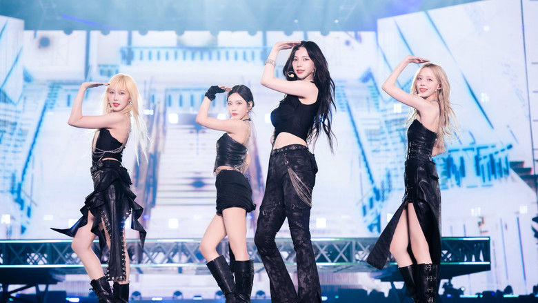 кадр из фильма 2024 aespa LIVE TOUR – SYNK：PARALLEL LINE – in TOKYO DOME -SPECIAL EDITION