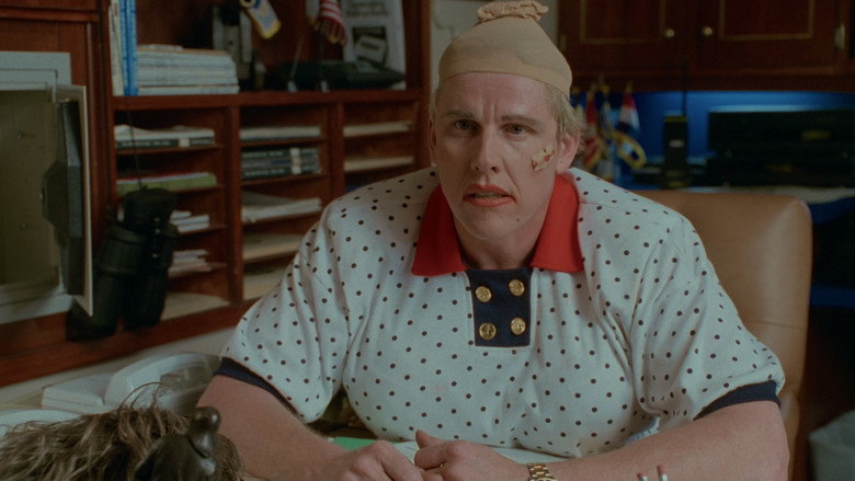 кадр из фильма В осаде