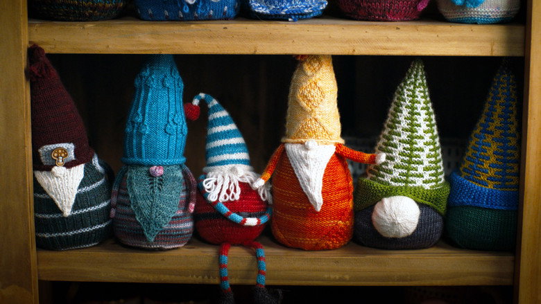 кадр из фильма My Knitting Circle