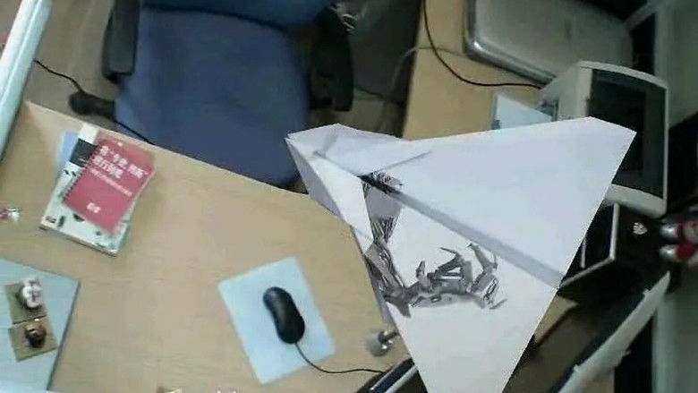 кадр из фильма 黑客红蜘蛛