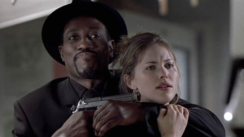 кадр из фильма Хаос