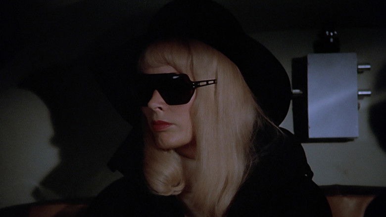 кадр из фильма Семейный заговор