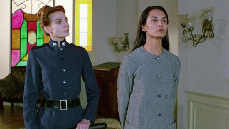 кадр из фильма Насилие в женской тюрьме