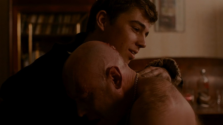 кадр из фильма Брат