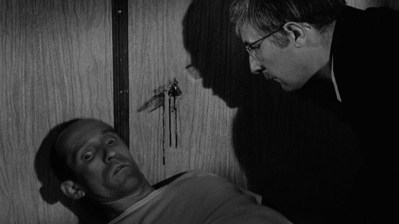 кадр из фильма Симфония для резни