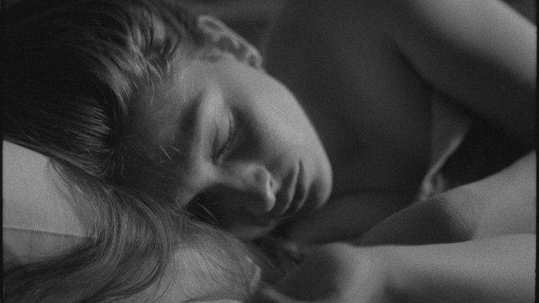 кадр из фильма Velvet &