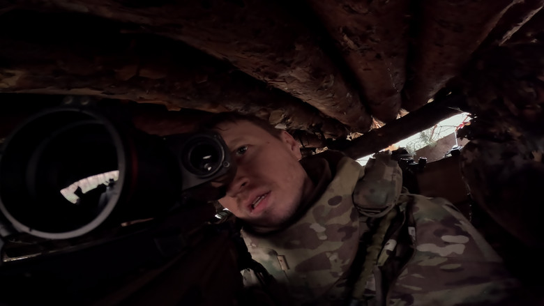 кадр из фильма Простий солдат