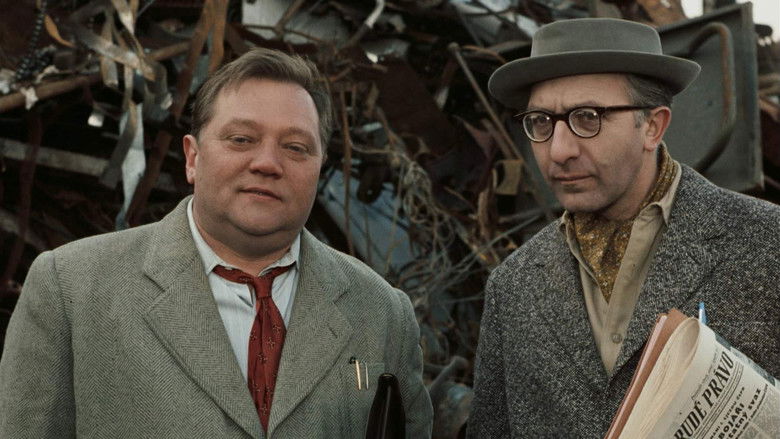 кадр из фильма Жаворонки на нити