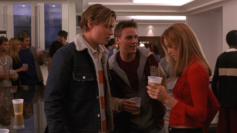 кадр из фильма Почти в законе