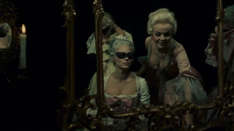 кадр из фильма Монахиня