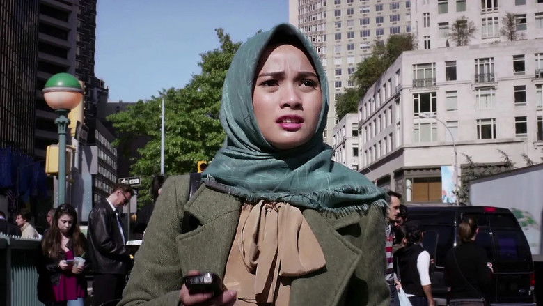 кадр из фильма Bulan Terbelah di Langit Amerika