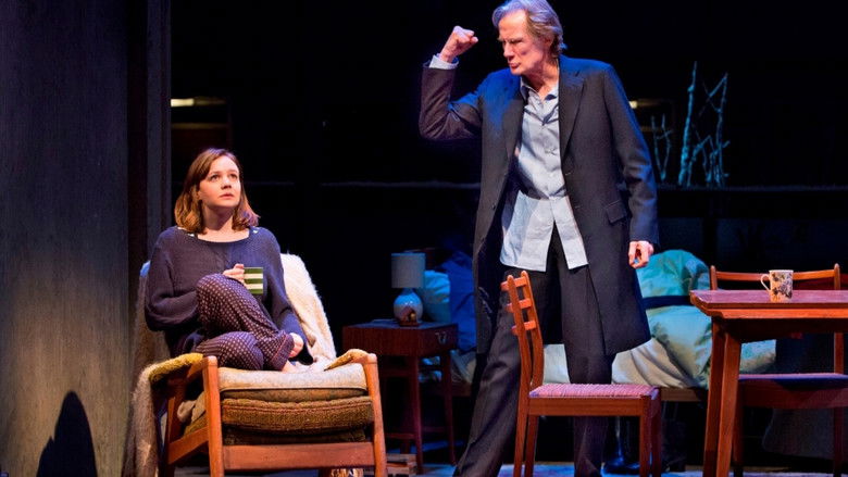 кадр из фильма National Theatre Live: Skylight