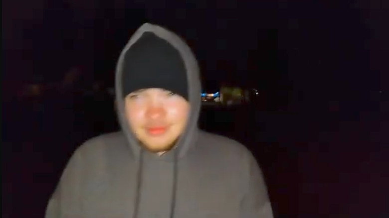 кадр из фильма the evil tomato throwing bastard