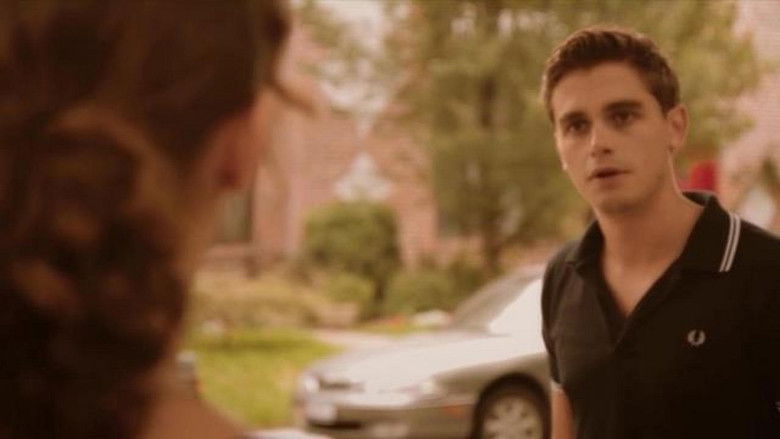 кадр из фильма Любовь Эллиота