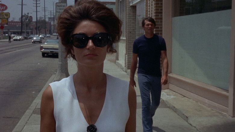 кадр из фильма Ателье моделей