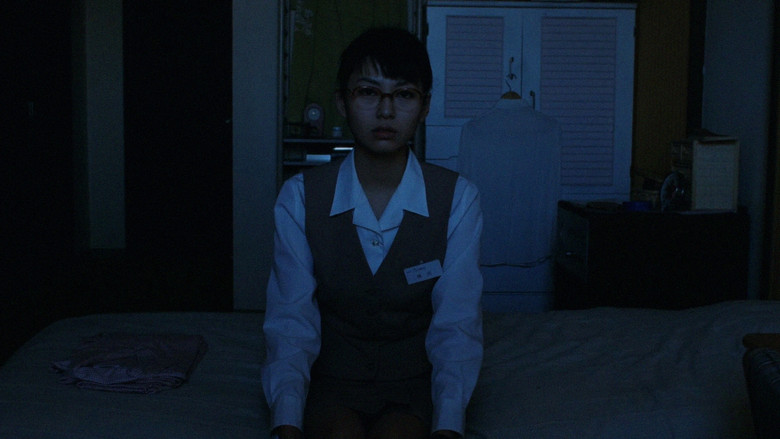 кадр из фильма 鮫肌男と桃尻女