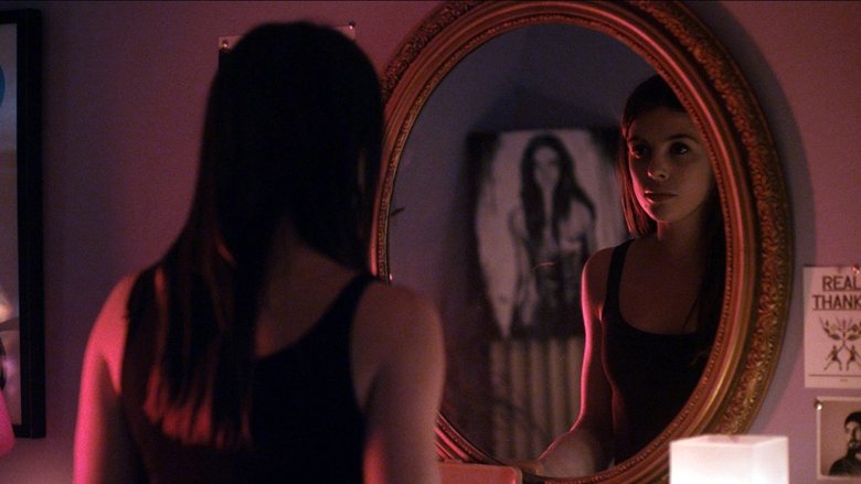 кадр из фильма Выпусти её