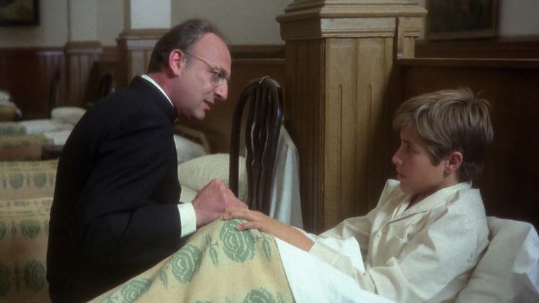 кадр из фильма ¡Arriba Hazaña!