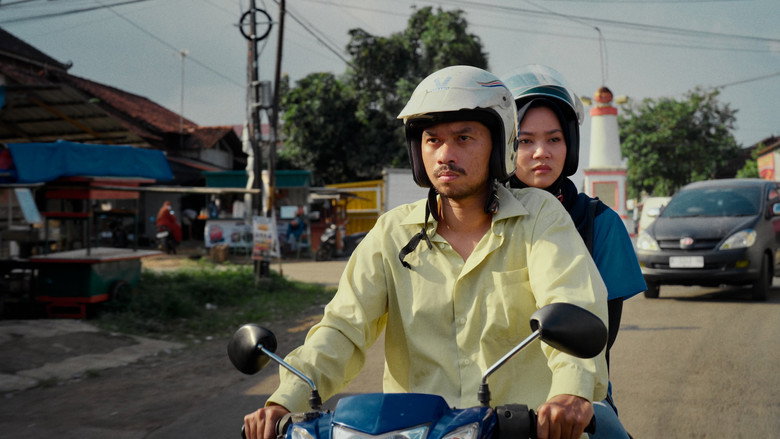 кадр из фильма We Used To Be Us