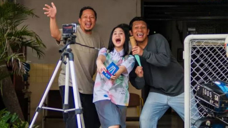 кадр из фильма Panggil Aku Ayah