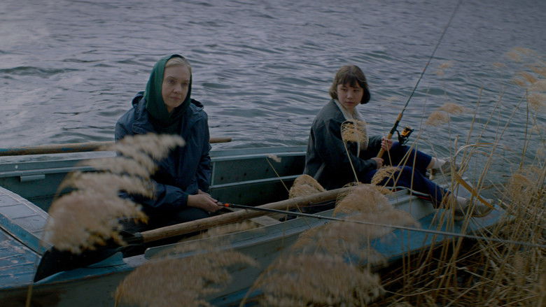 кадр из фильма Первая любовь