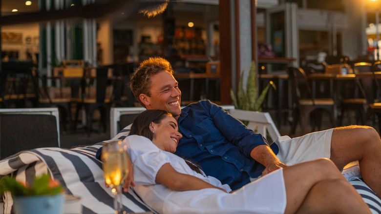 кадр из фильма He Loves Me Not