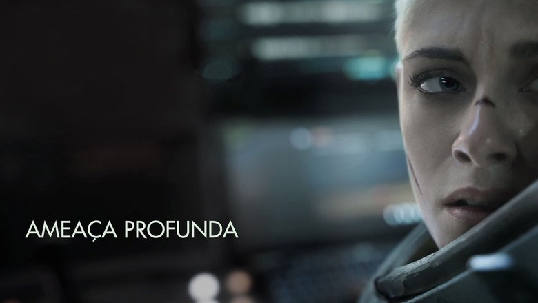 кадр из фильма Под водой