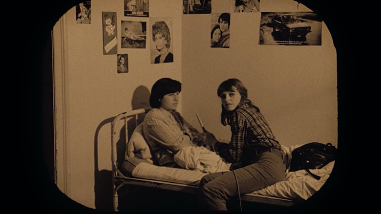 кадр из фильма Ciné-Verité