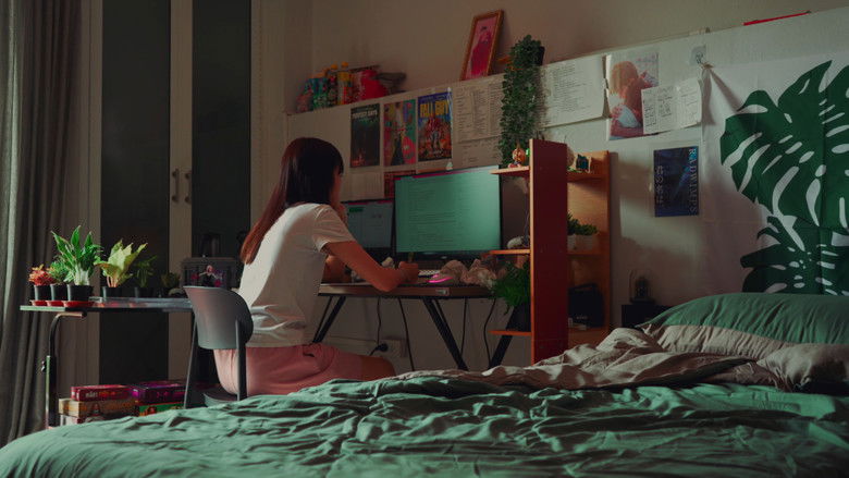 кадр из фильма PUZZLE PRESENT