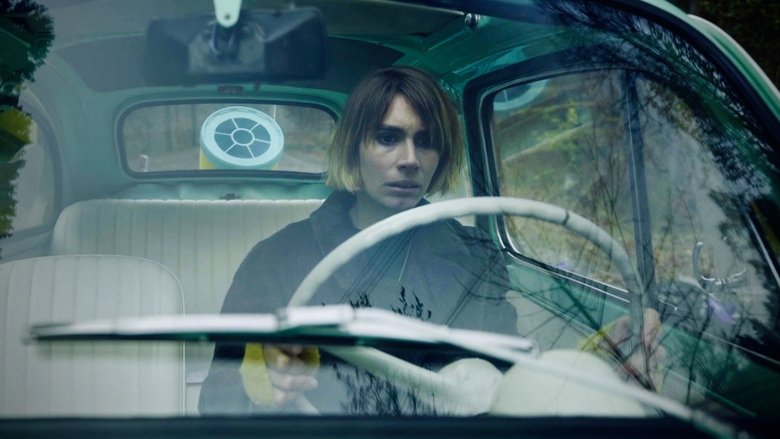 кадр из фильма Sew Torn