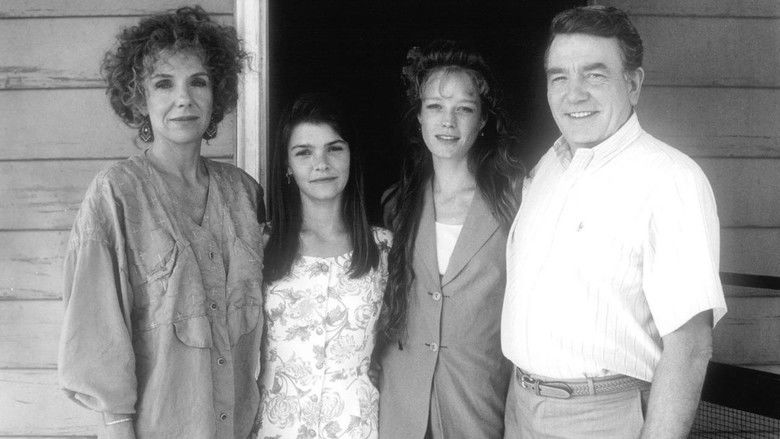 кадр из фильма Rich in Love