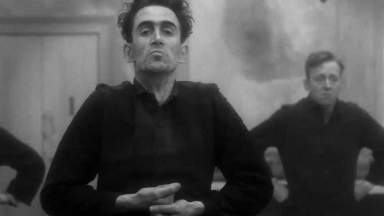 кадр из фильма Институт Бенжамента или Эту мечту люди зовут человеческой жизнью