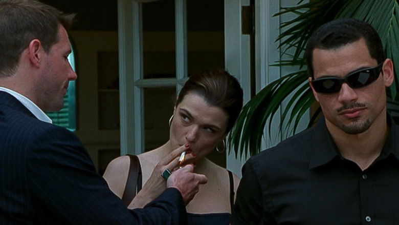 кадр из фильма Афера