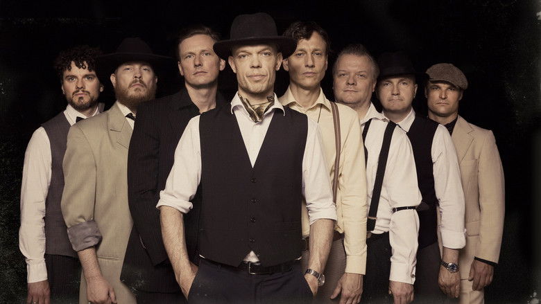 кадр из фильма Thorbjørn Risager & The Black Tornado - Songs From The Road